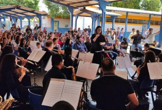 Também já receberam essas apresentações as escolas Loide Bonfim Andrade e Vilmar Vieira de Matos. (Imagem: UFGD) Também já receberam essas apresentações as escolas Loide Bonfim Andrade e Vilmar Vieira de Matos. (Imagem: UFGD)